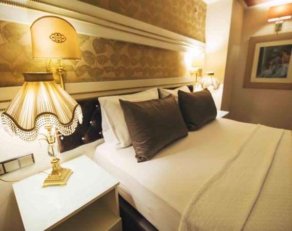 Suite Room