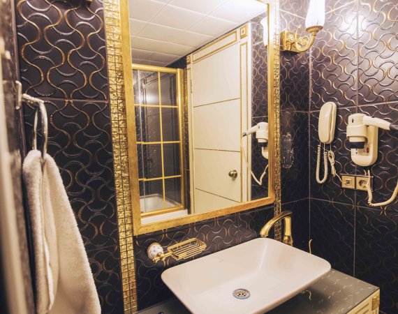 Suite Room